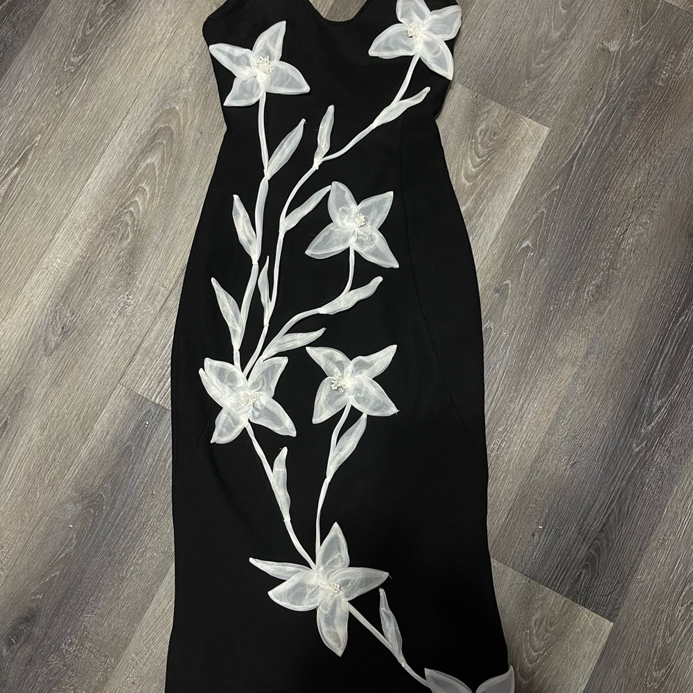 Elliatt Black Midi Dress with White Floral Accents